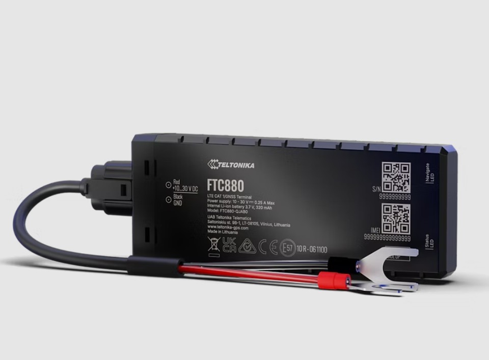 Teltonika-FTC880AAU801-Teltonika FTC880 Next-generation 4G LTE Cat 1 battery-mounted vehicle GPS Tracker with Enhanced GNSS Accuracy and IP69K Resistance